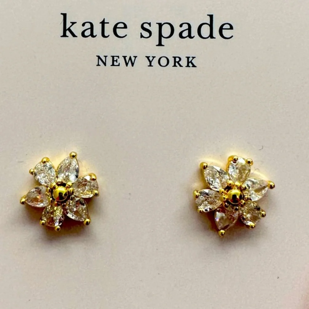 NWOT flower 🌸 CZ Kate Spade ♠️ Earrings